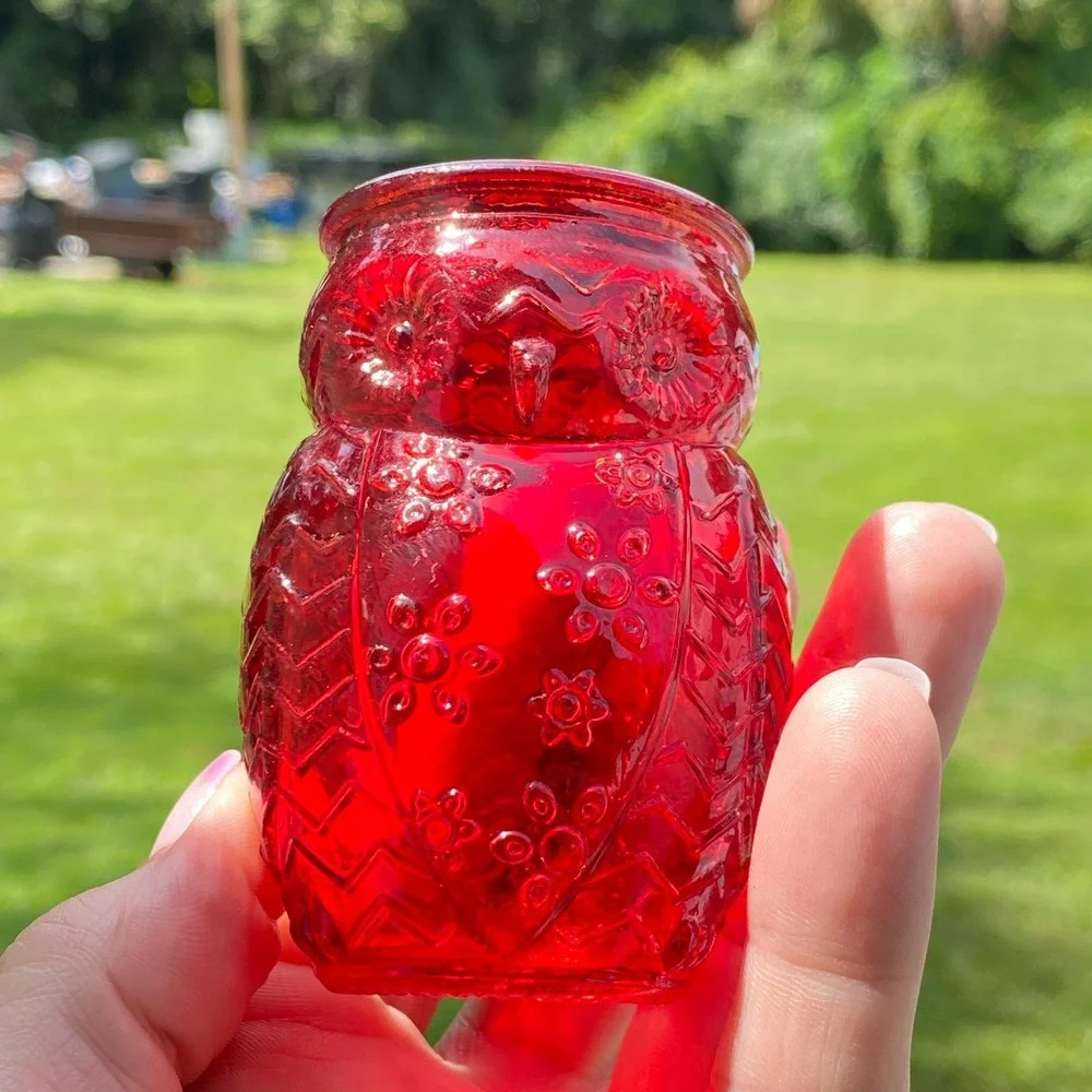 Unbranded red glass
